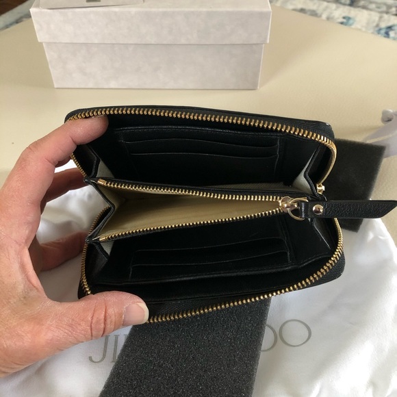 ❌SOLD❌Authentic Jimmy Choo Wallet - Picture 4 of 7